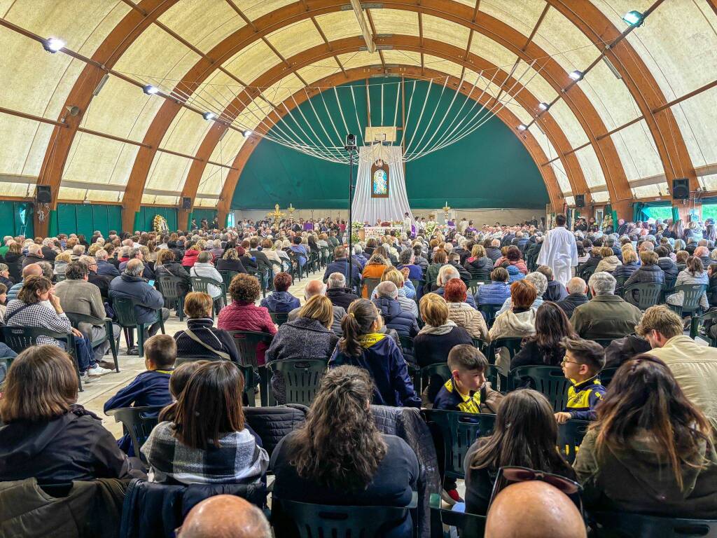 Funerale don Fiorenzo Mina