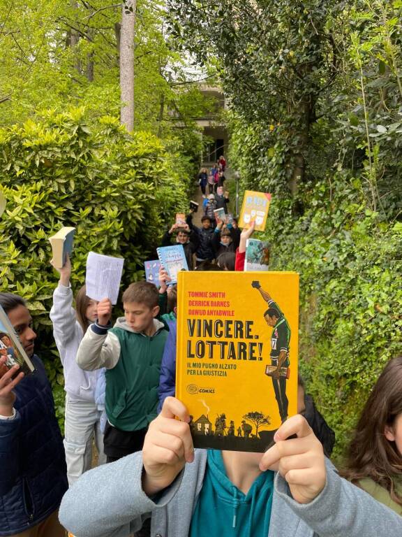 Gli alunni delle scuole di Casciago, Luvinate e Comerio celebrano la giornata mondiale del libro
