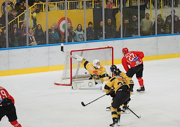 Hockey Varese-Pergine - foto di Roberto Gernetti