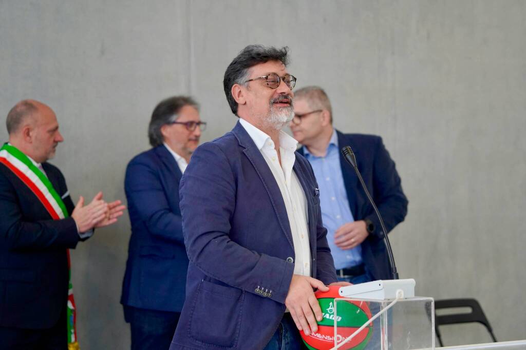 Inaugurazione del palazzetto dello sport di Olgiate Olona. Foto di Zaffaroni