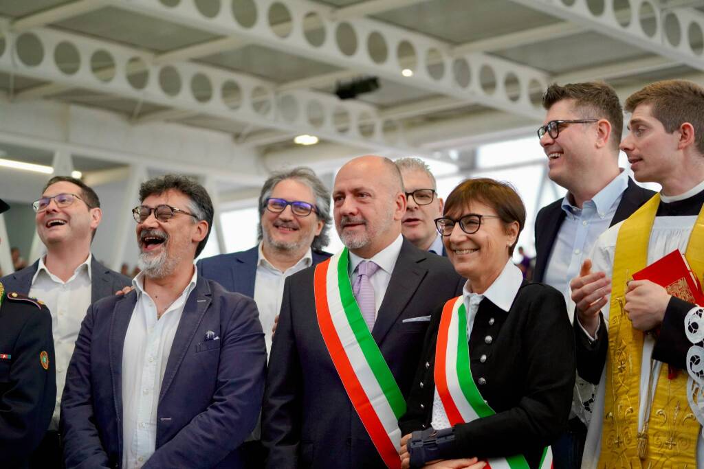 Inaugurazione del palazzetto dello sport di Olgiate Olona. Foto di Zaffaroni