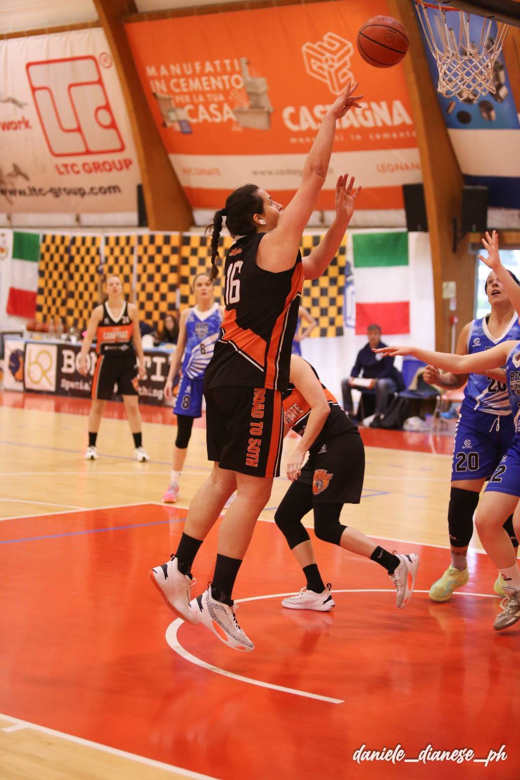 La sfida tra Bulldog Canegrate e Basket Femminile Milano