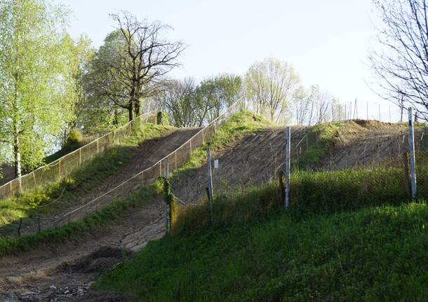 Un’ordinanza comunale impone la demolizione del motocross di Schianno