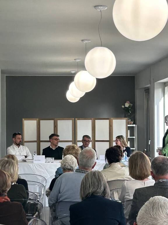 Ricette di carta al De Filippi di varese, per la Paper Week