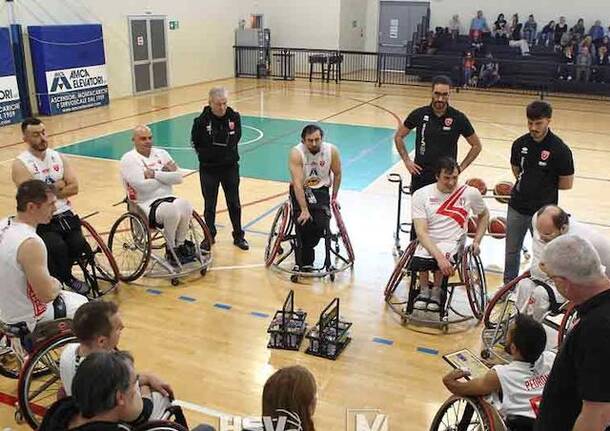 timeout basket in carrozzina amca elevatori handicap sport varese