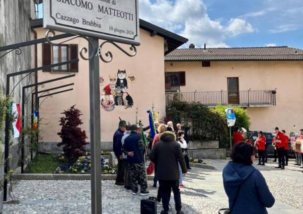 Una targa dedicata a Giacomo Matteotti per celebrare il 25 Aprile a Cazzago Brabbia