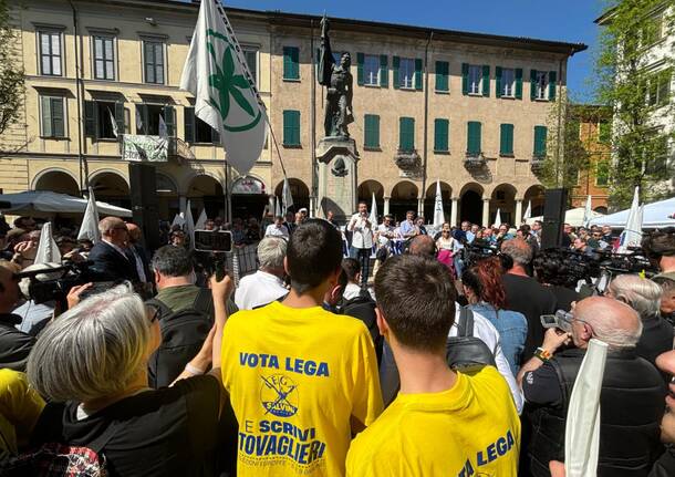 Varese - Salvini e Giorgetti in piazza del Podestà