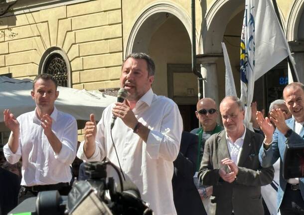 Varese - Salvini e Giorgetti in piazza del Podestà