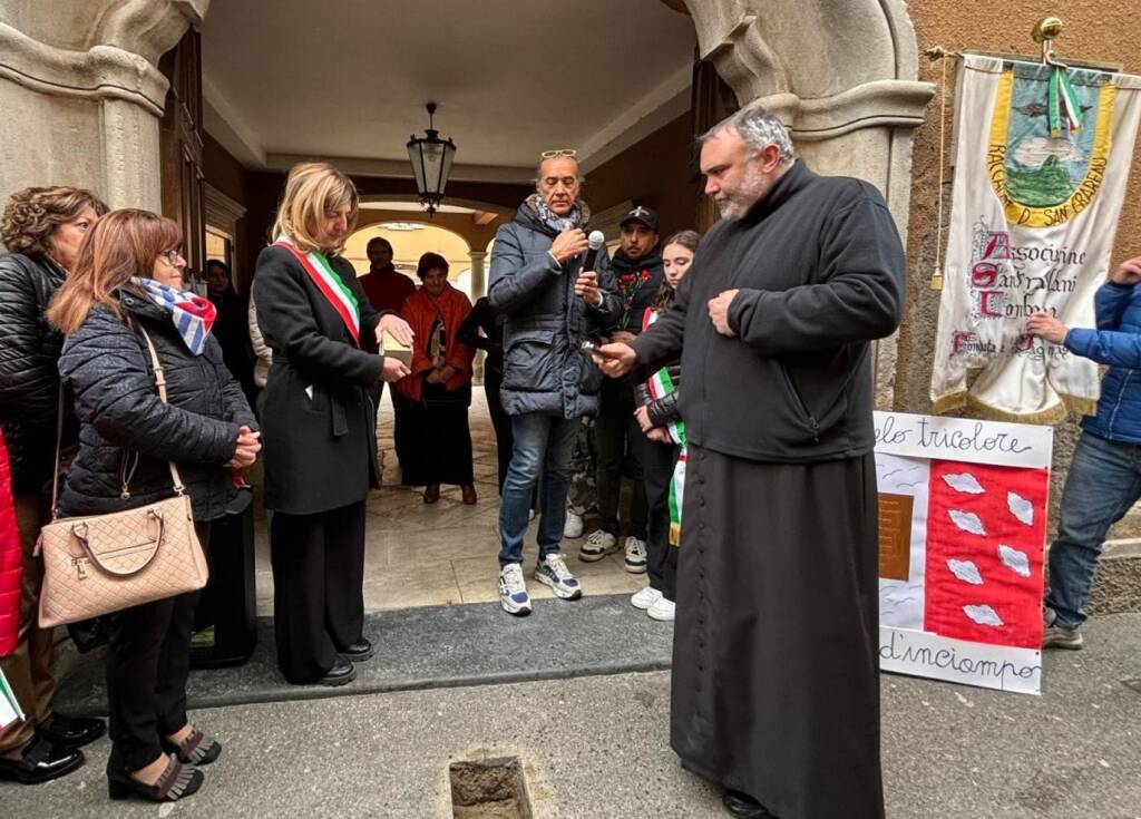 Viggiù - La pietra d'inciampo per Giovanni Cassani