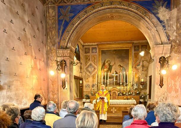 villa palletta chiesa annunciazione angera