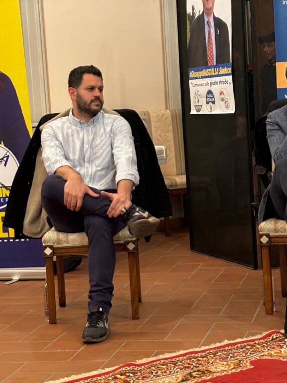 Salvini ptesenta il suo libro a Tradate