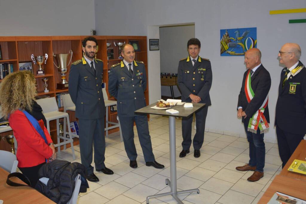 Comune di Maccagno con Pino e Veddasca e Guardia di Finanza unite al servizio della collettività