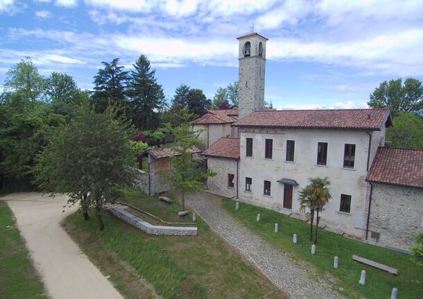 Conclusi i lavori al sagrato della Chiesa di Santa Maria Annunciata a Brunello