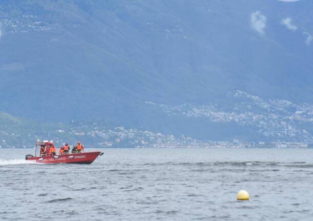 Maxi esercitazione sulle acque del Lago Maggiore