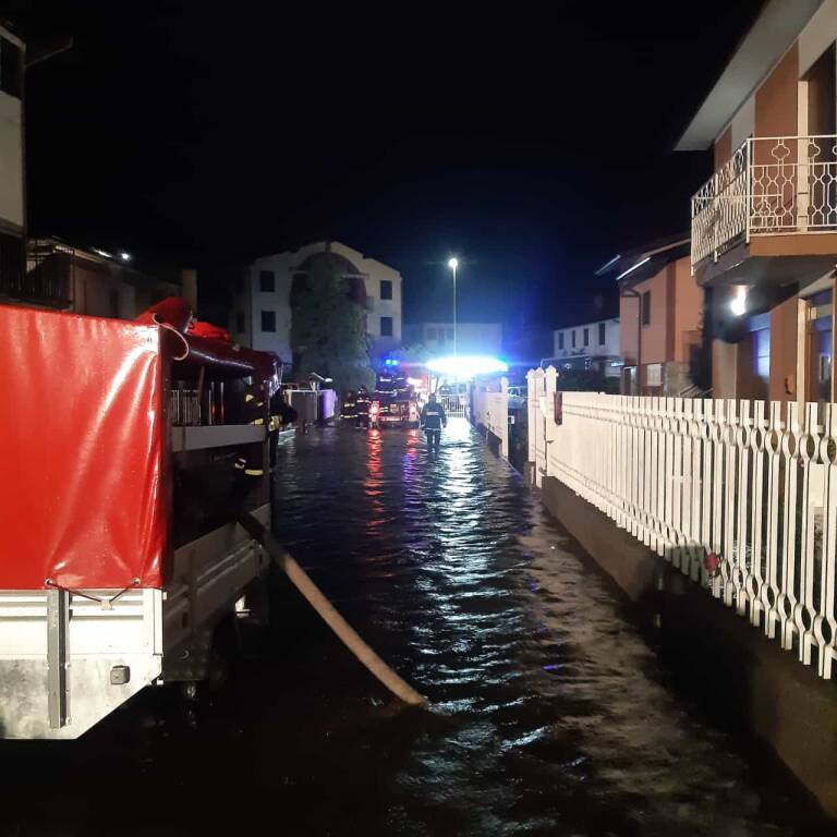 Forti piogge sul Varesotto: intervento dei vigili del fuoco 