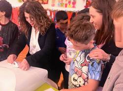 fusta multiculturale scuola oggiona