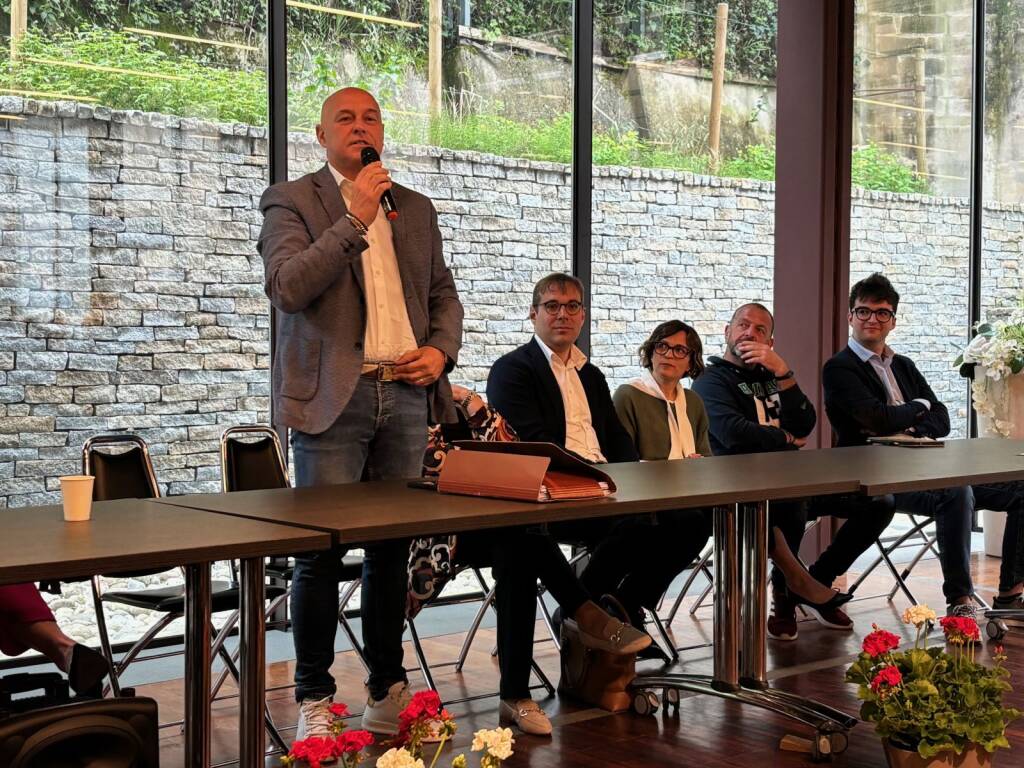 Induno Olona - Presentazione della lista di Giorgio Castelli