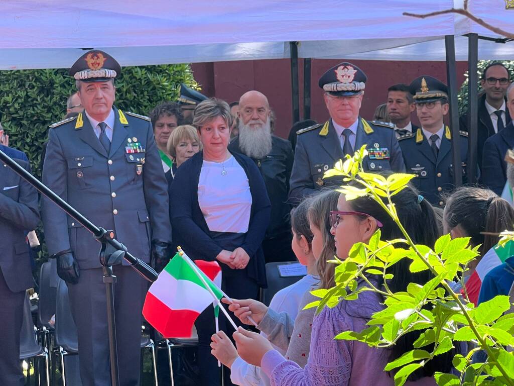 intitolazione guardia di finanza busto arsizio