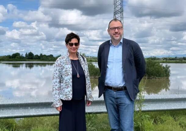 L'assessore regionale Comazzi in visita alle vasche di laminazione del Bozzente a Nerviano