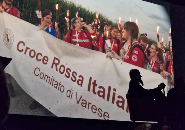 “La forza delle idee” della Croce Rossa in scena al Nuovo di Varese