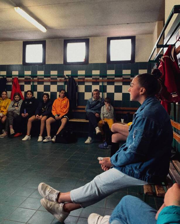 La giocatrice dell'Inter Chiara Robustellini fa visita alle ragazze del San Michele di Casciago
