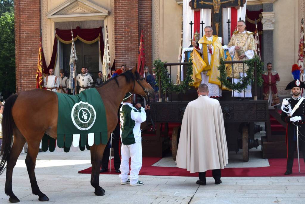 Palio di Legnano: Messa sul Carroccio - Foto di Antonio Emanuele