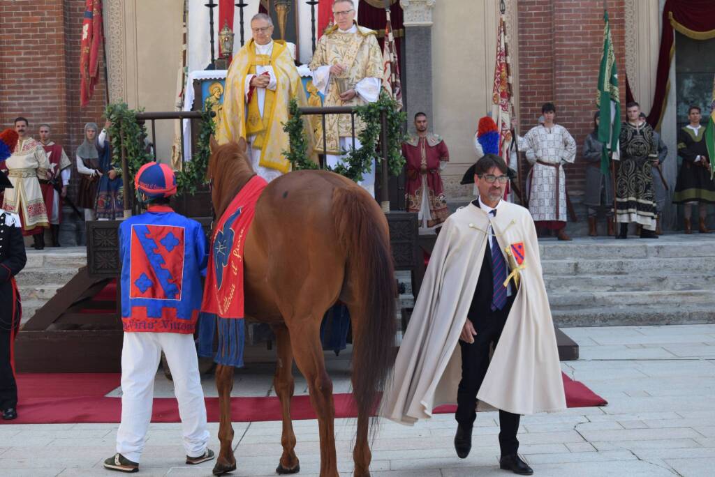 Palio di Legnano: Messa sul Carroccio - Foto di Antonio Emanuele