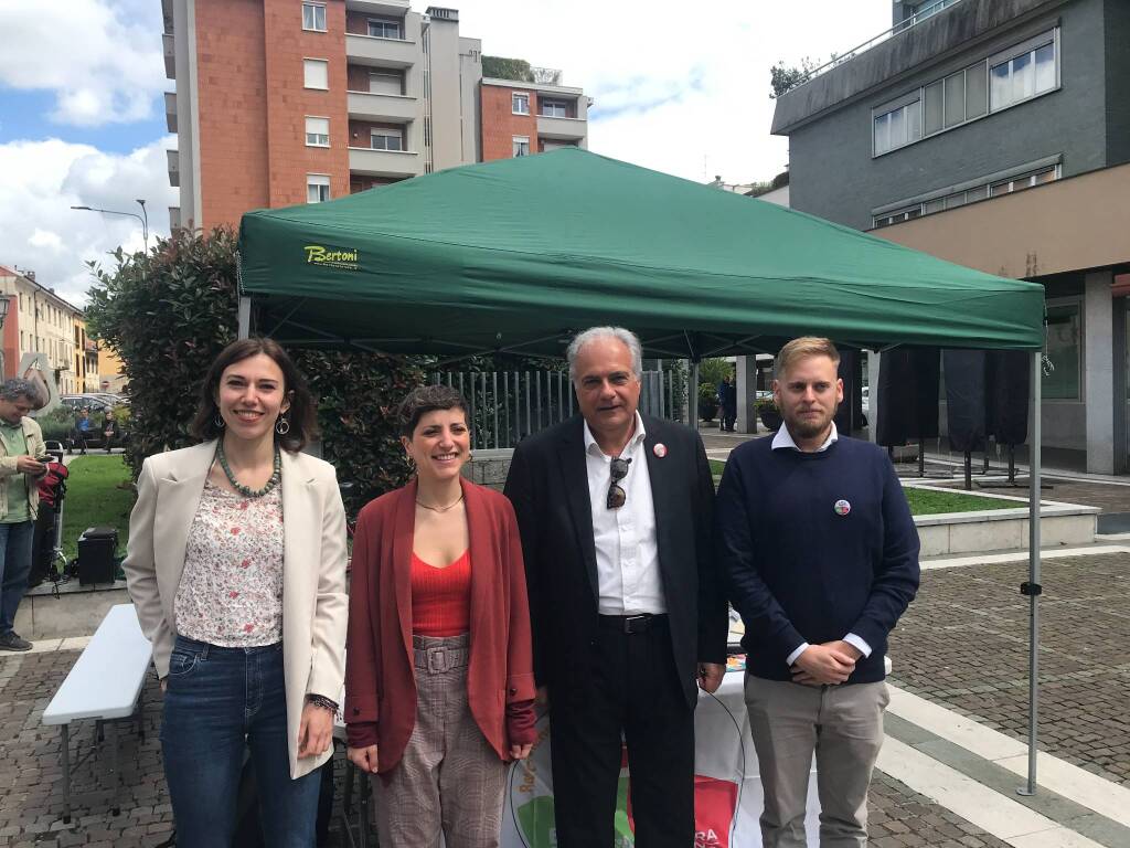 Roberto Salis a Saronno: "Assurdo che mia figlia Ilaria non possa votare per le elezioni europee"