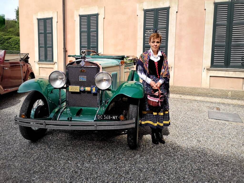 Un corteo di auto centenarie per la festa di san Vittore 2024