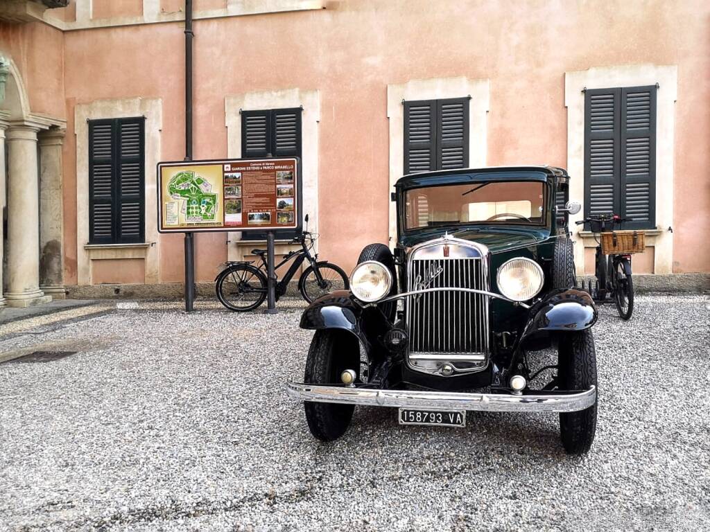 Un corteo di auto centenarie per la festa di san Vittore 2024