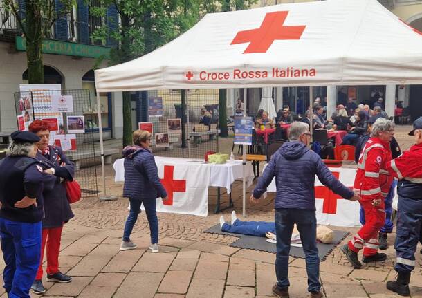 Varese è solidale: sessanta associazioni di volontariato in corso Matteotti
