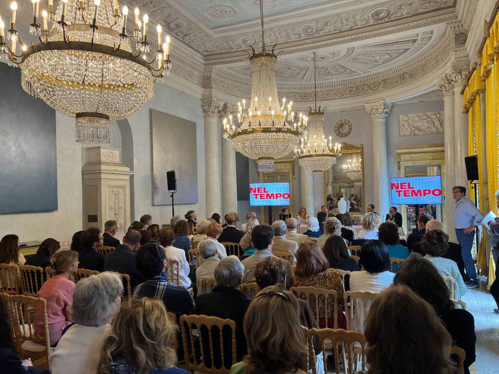 A Villa e collezione Panza l'inaugurazione della mostra "Nel tempo"