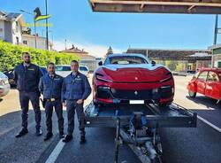 Ferrari sequestrata dogana gaggiolo 