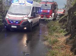 Cade da un dirupo a Colmegna, salvato dai vigili del fuoco di Luino