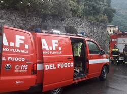 Cade da un dirupo a Colmegna, salvato dai vigili del fuoco di Luino