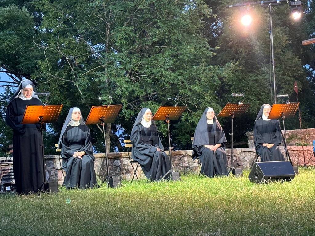 Carmelitane _ Tra Sacro e Sacro Monte