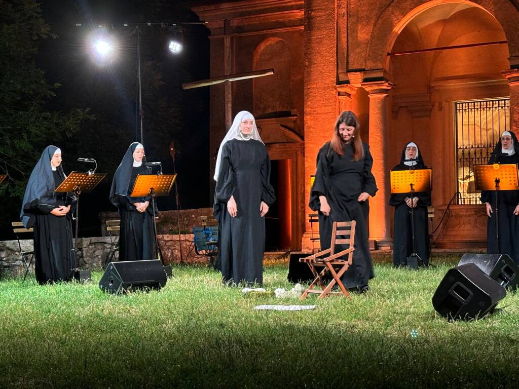 Carmelitane _ Tra Sacro e Sacro Monte