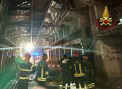 crollo vele scampia vigili del fuoco