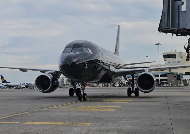 Il primo volo Beond dalle Maldive arriva a Malpensa