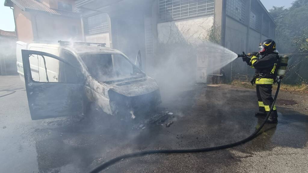 incendio stadio speroni