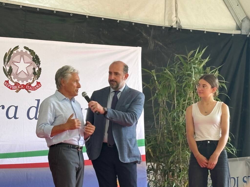 La consegna delle EBike della polizia ai Giardini Estensi