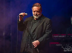 Le foto di Russell Crowe in concerto a Varese