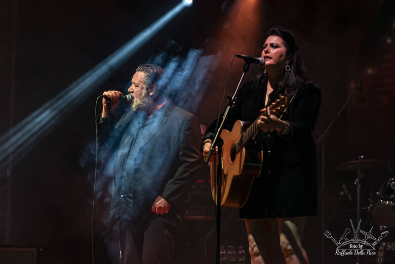 Le foto di Russell Crowe in concerto a Varese