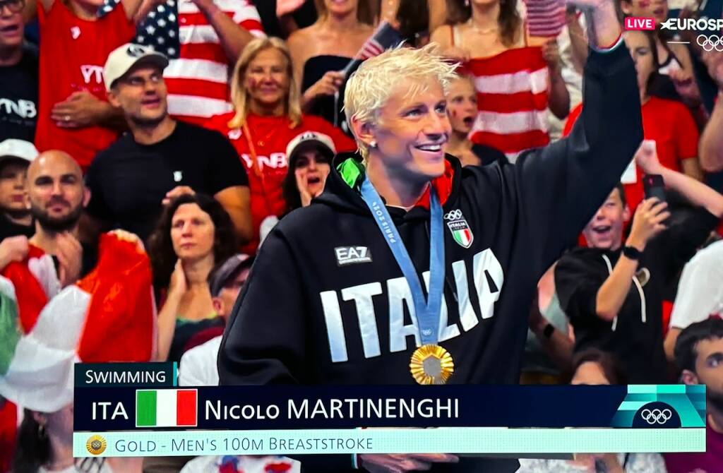 Oro olimpico a Parigi nei 100 rana per Nicolò Martinenghi