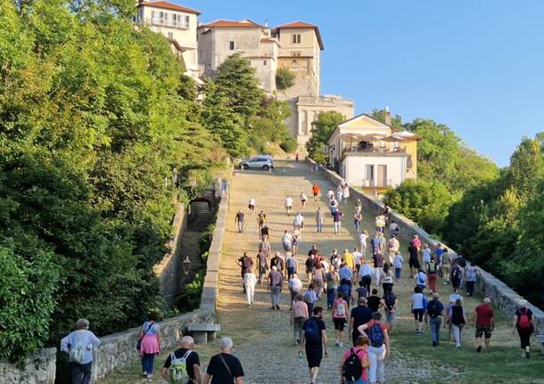 Anche l'arcivescovo sale al sacro Monte per i 550 anni delle Romite