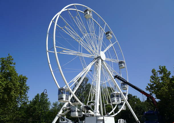 La ruota panoramica alla Schiranna