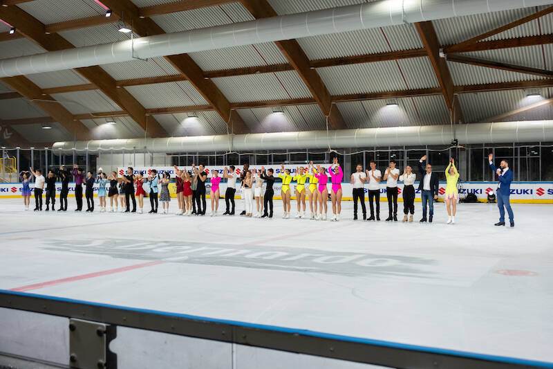 Lo show sul ghiaccio di Ferragosto all\'Acinque Ice Arena