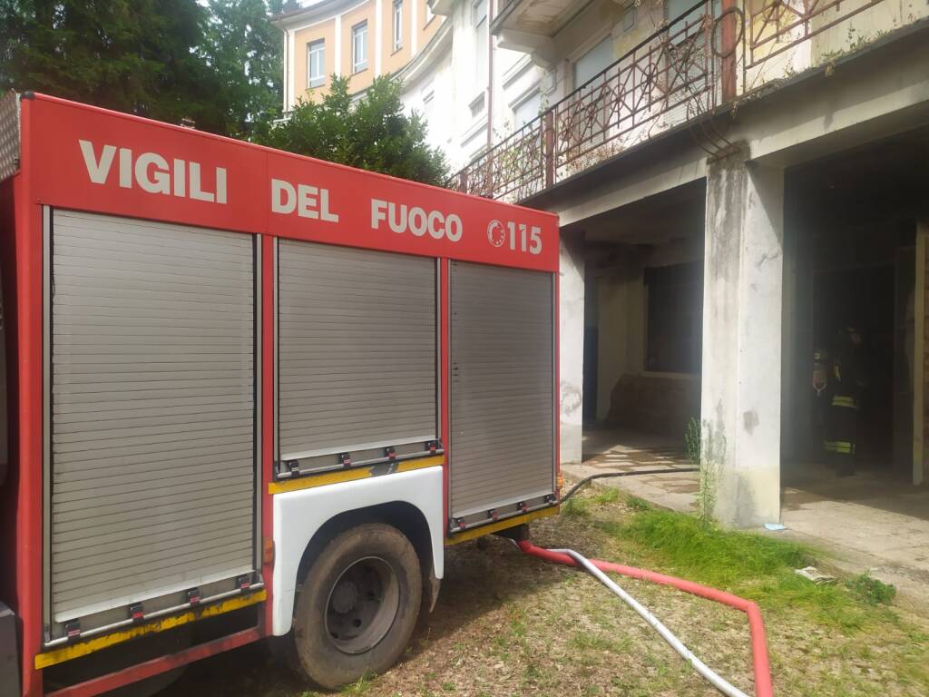 Incendio all'ospedale di Cuasso al Monte