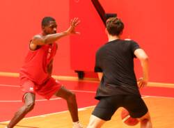 Primo giorno di allenamento per la Pallacanestro Varese agli ordini di coach Herman Mandole