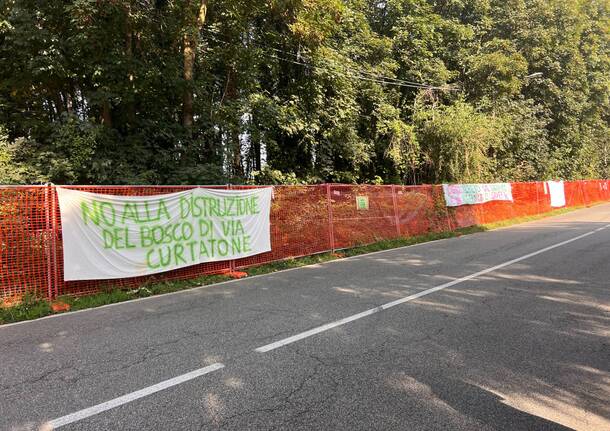 protesta bosco via curtatone gallarate